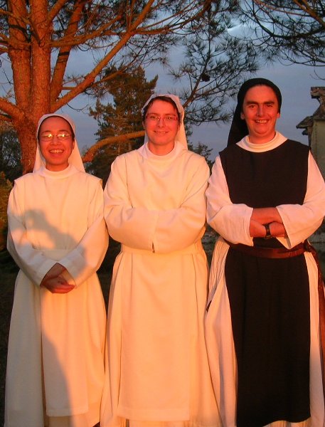 {Abbaye notre Dame de Bonne Espérance} {Fromage de La ETrappe, retraites spirituelles}